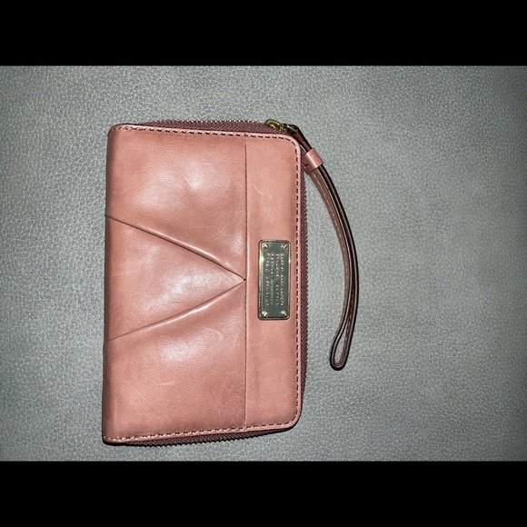 Marc By Marc Jacobs Wallet - Picture 3 of 8